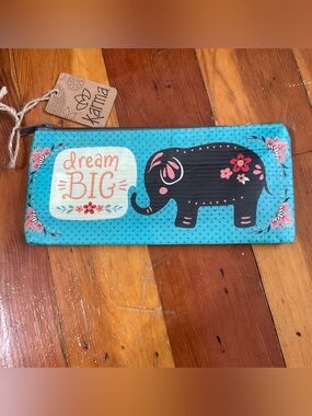 NWT Karma Living “Dream Big” Elephant Pouch, colorful zippered case/pouch/wallet